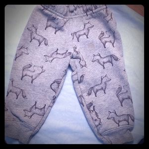 used baby boy or girl fox pants 12m🦊